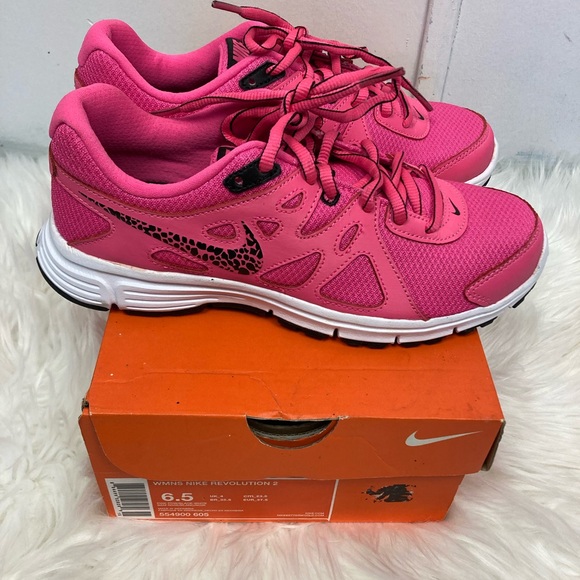 Nike Shoes - Nike For Women’s.
